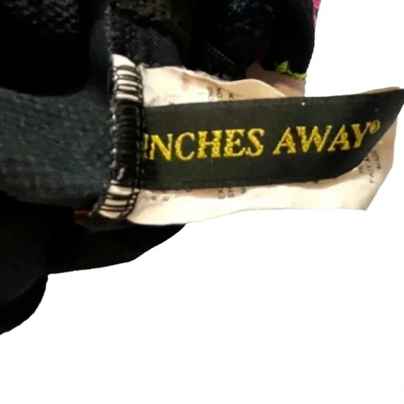 Vintage Floral Inches Away Swimsuit - Picture 3 of 4